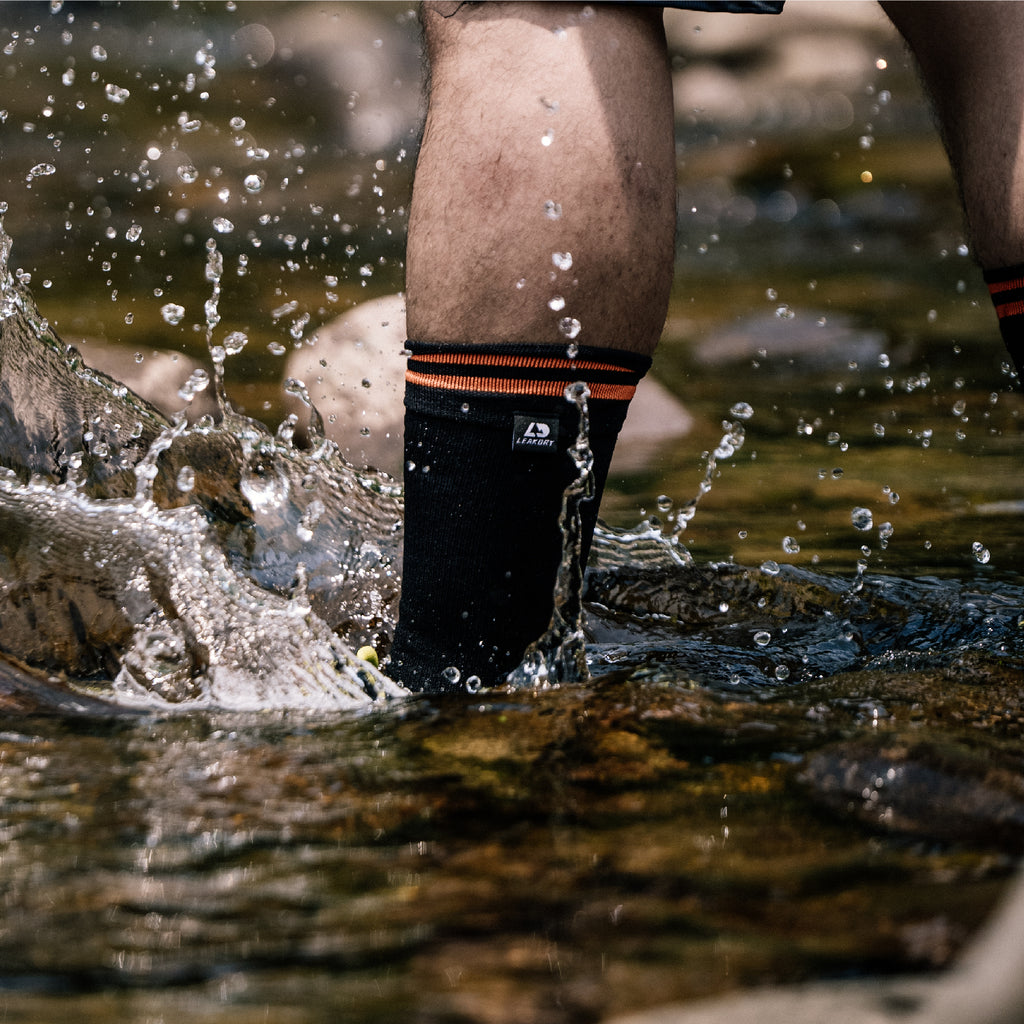 <p><strong>Why Outdoor Enthusiasts Need Waterproof Socks, Gloves, and Hats</strong></p> <p>&nbsp;</p>